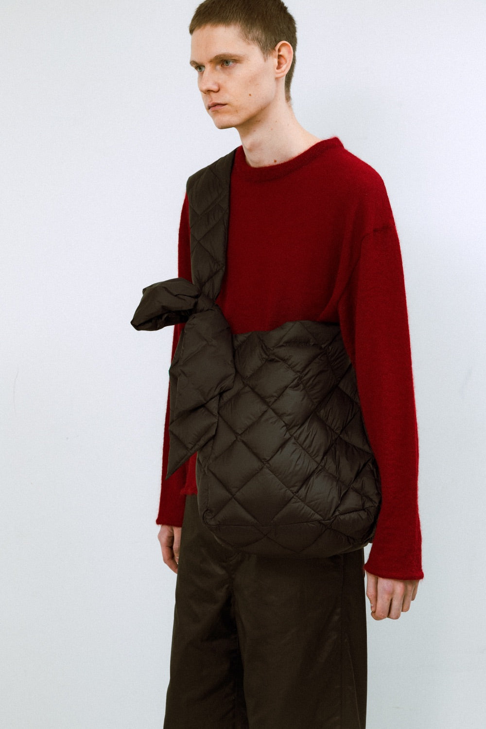 さかろ チョ・スンウ 08sircus × TAION down shoulder bag